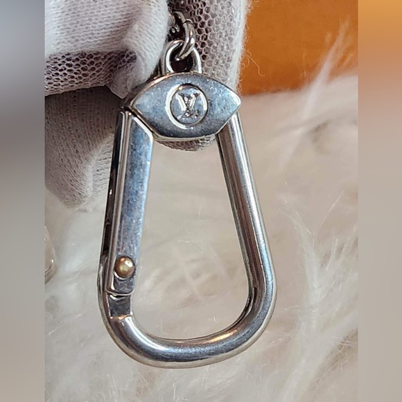 đź–¤LOUIS VUITTON DAMIER GRAPHITE KEY POUCH đź–¤ - Picture 9 of 11